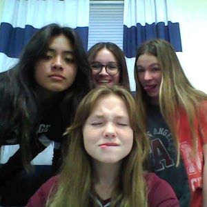 Meet your Posher, Alyssa